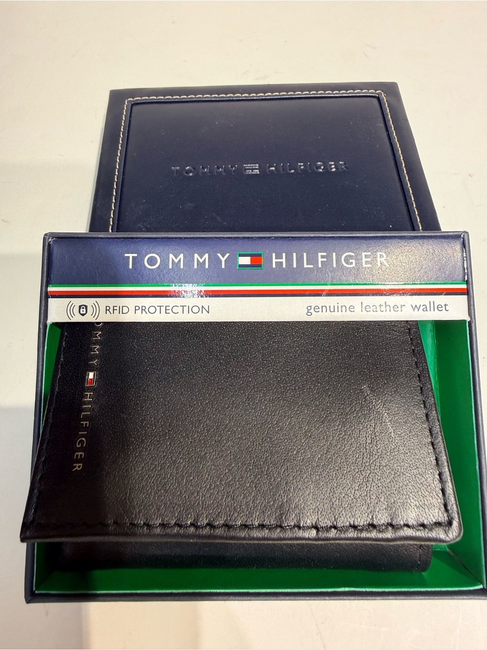 Tommy Hilfiger Black Leather RFID Card & Key Holder